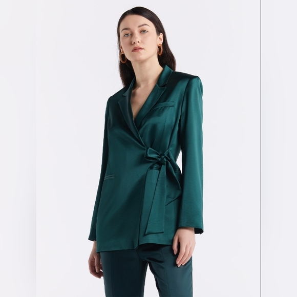 NWT Lattelier Tie Waist Silky Oversized Longline Wrap Blazer SZ LARGE - Picture 7 of 8